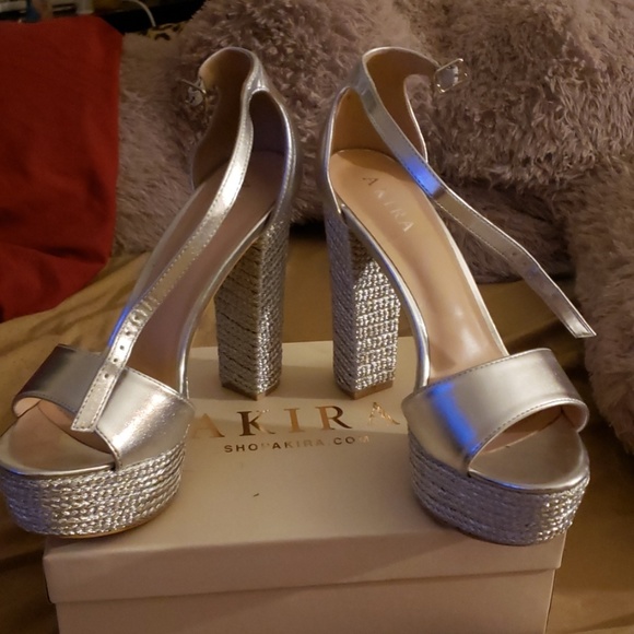 Akira clog heels "destro" - Picture 2 of 3